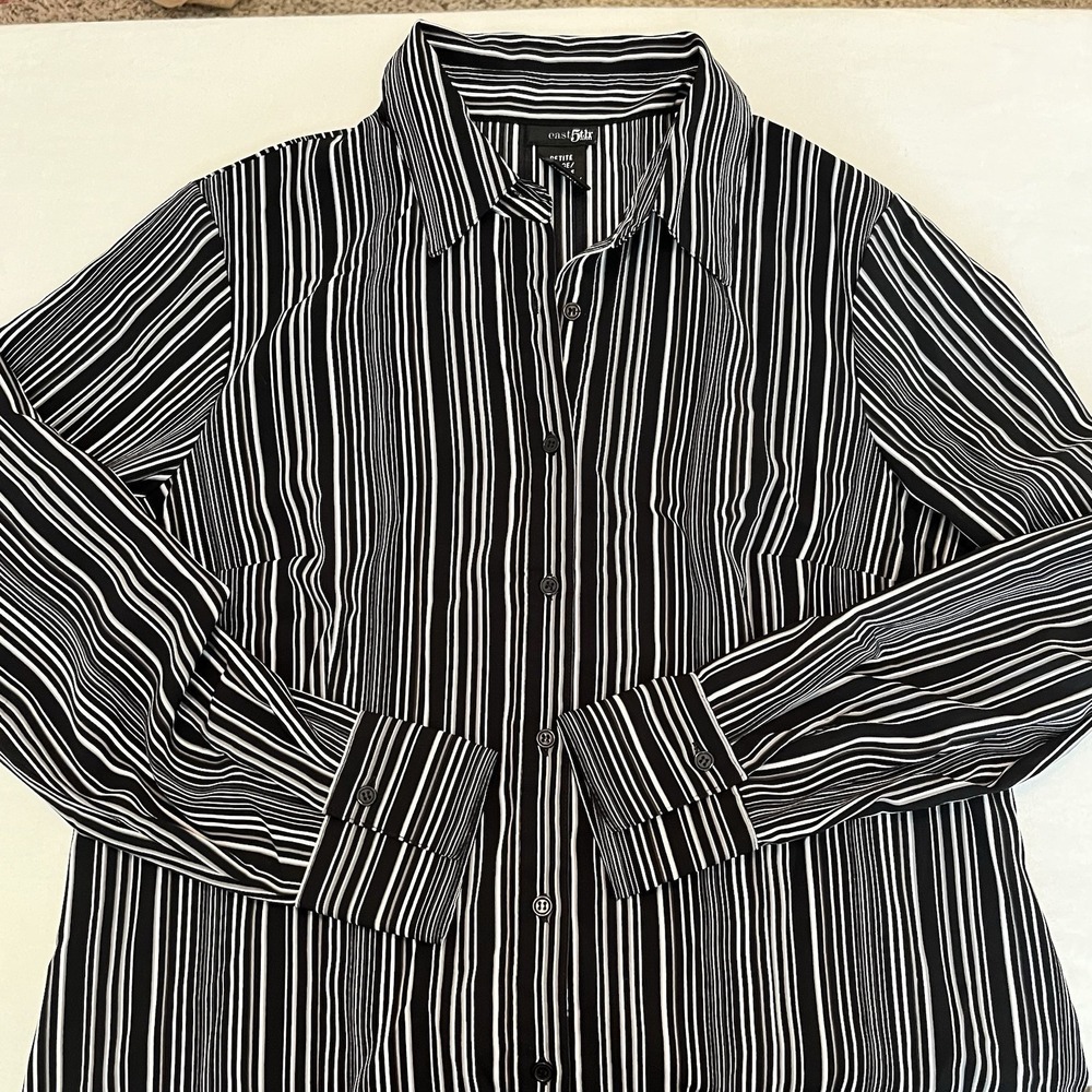 Y2K Black White Pinstripe Blouse L Button Up Office Career Stretch Top